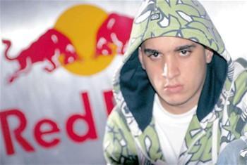 DrakeOver2's profile picture. 