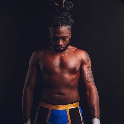 Prince of Greatness Era👑 • Pro Wrestler • 1/2 @thehaven203🏙️ • 1/4 @realmiraclegen💫 • shawnknyte@gmail.com #Godspeed
