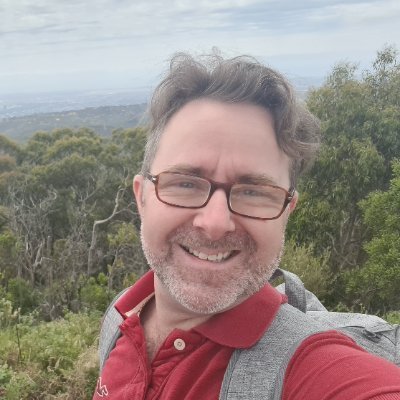I'm an English Tutor with 6 years of teaching English. I teach children and adults. Basic to advanced and business English.