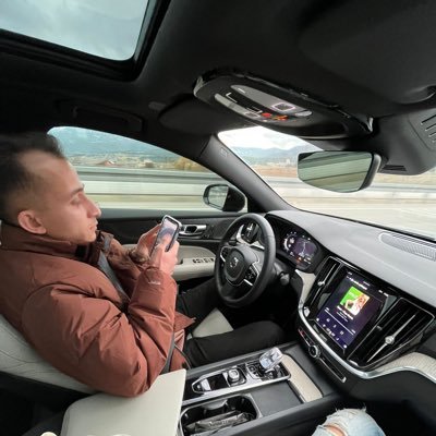 ucarahmeteymen's profile picture. üşengeçlik tarikatı kuracağım ama şimdi değil.