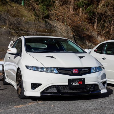 山口→福岡→栃木 CIVIC TYPE R EUROに乗ってます。 FL5納車待ちです。宜しくお願いします。