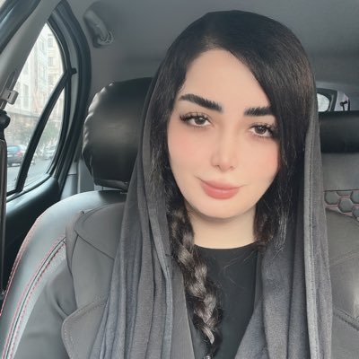 Sara Mousavi 🏴