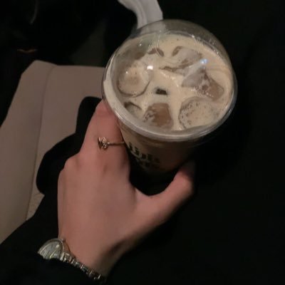 wwqs_1's profile picture. حسابي الجديد بدل إلي طار  #النساء