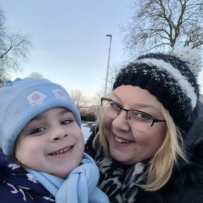 SarahTaylo31406's profile picture. 