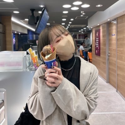 __uch10's profile picture. ラルク！！！！！！ひょん！！！