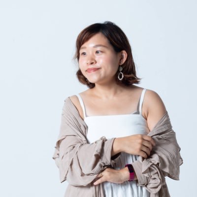 12maripo14's profile picture. みやしろまりな｜#SSP 預かり所属 #声優 #ナレーター｜暮らしをととのえる、声の人🌿 丁寧な暮らし／カフェ／旅とセルフリトリート／ウェルネス｜グローバル企業でHRもしています｜日英バイリンガル対応◎｜ライフスタイルと声で、やさしくつながる発信を✍🏻