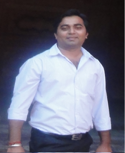 A successful business development manager and ecommerce consultant. 
Magento, Cognos TM1, Hybris, Documenton, Calypso, HL7