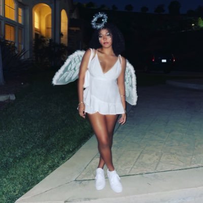 amorrmiaa's profile picture. 