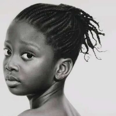 zi_pape's profile picture. 𝕛𝕖 𝕤𝕦𝕚𝕤 𝕒𝕣𝕥𝕚𝕤𝕥𝕖𝕤 𝕤𝕖́𝕣𝕚𝕘𝕣𝕒𝕡𝕙𝕚𝕖