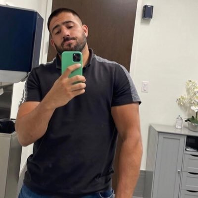 jefferson140627's profile picture. thumbing through life