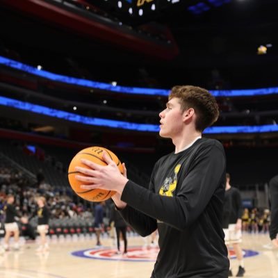 Fairview ‘23 | Adrian College 🏀 ‘27 | 6’4 SG/SF Jacobrehor2032@gmail.com