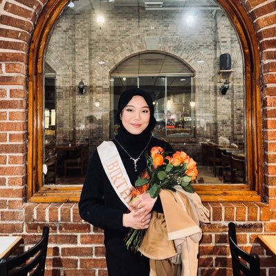 zfienaaa_'s profile picture. happier than ever  (｡╯ᴗ╰)〜♡