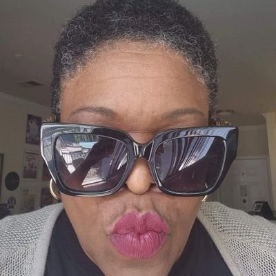 CEO SyFy Inc,
aka The Cinnamon Cinephile,
Host of CinnCine Goes SyFy on YT,
Cohost SyFy Sistas Podcast,
Lightreel Film Festival Screenwriting Contest programmer