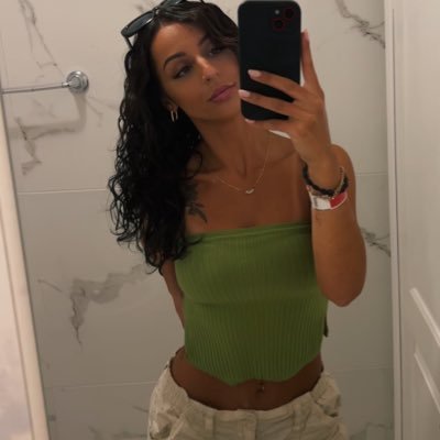 amandapirrello's profile picture. 