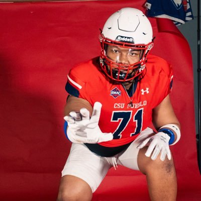 IAMKam71k's profile picture. | CSU-Pueblo | | CO’28 | | OL | |6’3 || 280 | | NCAA ID 2312184023 |