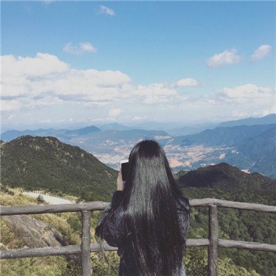 adelaide76910's profile picture. 