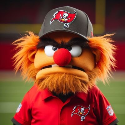 Proud Father, Travel enthusiast, Dog Lover, Sports fan, Trucker.
#Chihuahuas ❤️🇲🇽🇯🇲🇨🇺 #Riders🍉 #GoBucs 🏴☠️
#LetsGoPens🐧