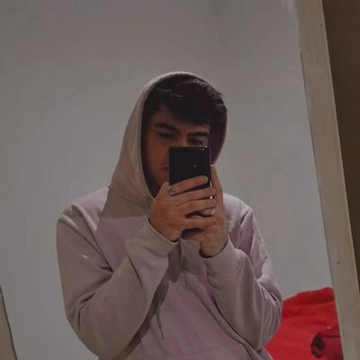 alegope11's profile picture. Los mejores comienzos vienen después de los peores finales.

Águila Merengue 🤍🦅