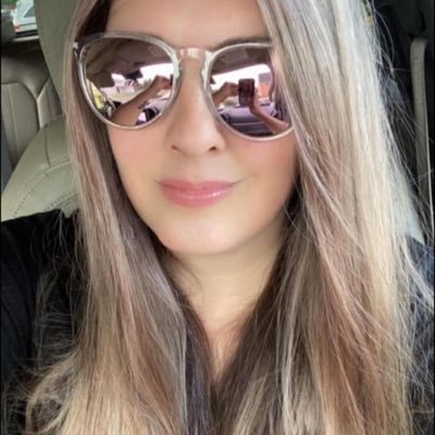 Southern girl, wifey, mama of 4, DC sports fan, writer, reader, traveler, & dreamer