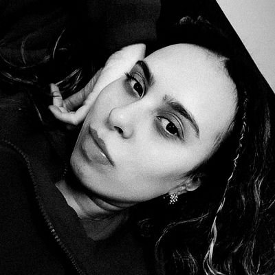 aintgonlieee's profile picture. nurse