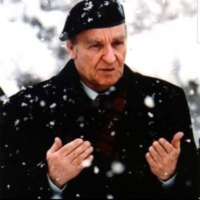 EvldFatihan7's profile picture. Türkiye'ye TC NUMARASI ile değil KALPTEN bağlı.