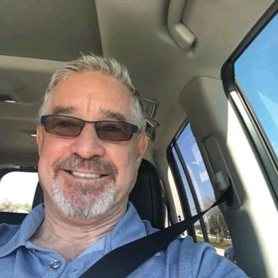 Markwillia39442's profile picture. 