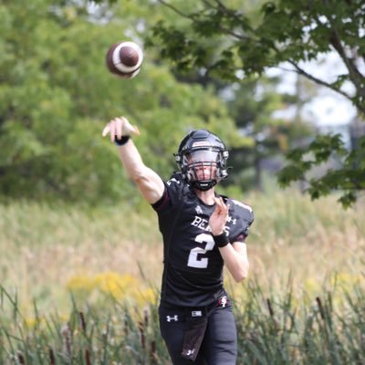 QB Senior Etobicoke Eagles | Trinity College School 25’ | 2006 | 6’2 | 170lb | 3.9 GPA |