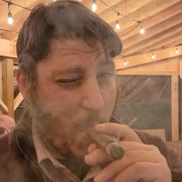 Ryan Grant: Your Evil Neighborhood Smoking Trad🚬(@chesterbelloc3) 's Twitter Profile Photo