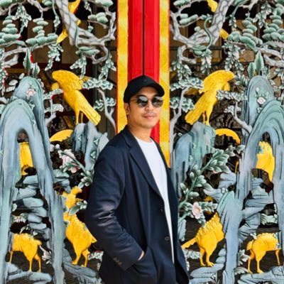 exuright's profile picture. 