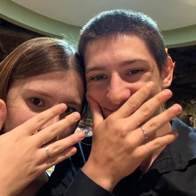 guigad_'s profile picture. eu adoro gatops e a minha namorada