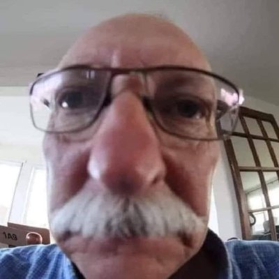 AndrzejAsic's profile picture. Doktor nauk
Specjalizacja - Chłopski Rozum