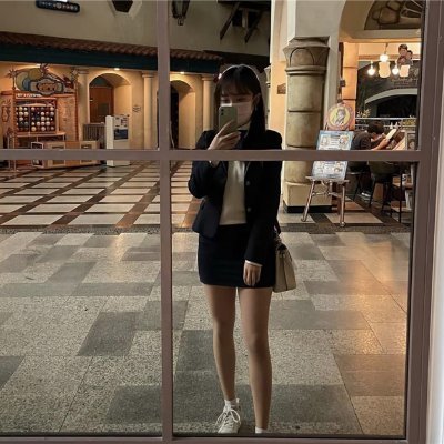 Risa696938's profile picture. Dカップ/大阪のCA/結構M/最近、婚約破棄なって病んでるから誰か遊ぼー笑！気軽に会えるせふれ欲しい〜〜連絡待ってるね→https://t.co/AswyDSgyMD