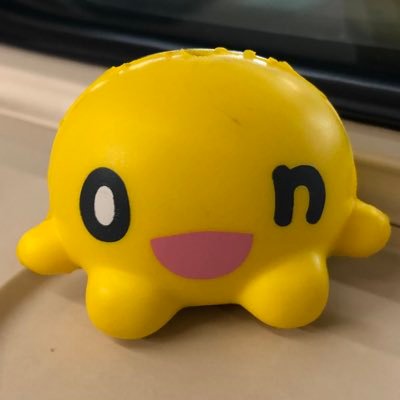 ねこ大好き。(免許の上で)乗れない四輪を探して彷徨う、嘗て観光バスドライバーだった者の亡霊。グリフィンの咆哮(スカニアV8サウンド)は癒し。onちゃん(@HTB_onchan1201)大好き。#EuroTruckSimulator2 (8年ぶりに復帰) #CT125 を手に入れて8年ぶりにカブ主に。