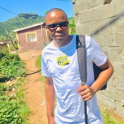 kind loving humble person 💖Kaizer chiefs fan,man city and Barcelona,I RT&Like what I feel its needed to be seen I'm not on any Political party.I love 🇿🇦