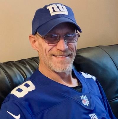 live and breathe NFL Life long Giants fan..GO GIANTS!...into photography...2 things you are always in total control of are your attitude and your effort