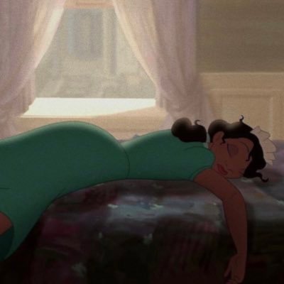 auntidodo's profile picture. 