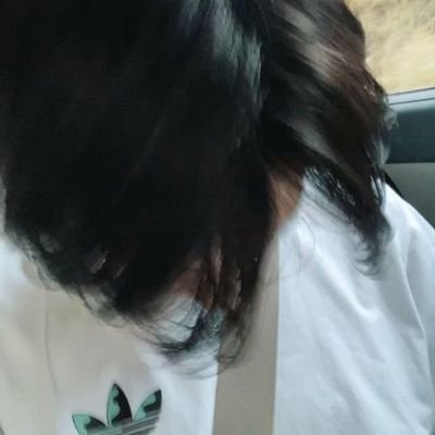 saskiya_'s profile picture. siapa yang nyuruh lu kesini