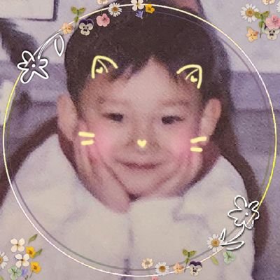 🦋Always with #EXO; forever #soondingie #순딩이들 (& dandelion). #SuperM and #LEV supporter. Just 🖤OT9 eri! ✊With our General #장군님 / Soondingie Captain (순딩대장) 🌼쑨~