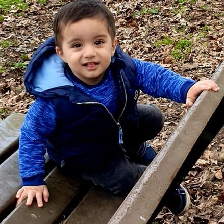 AnwarSahak1's profile picture. ......