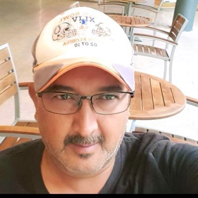 GabrielVegaVel1's profile picture. comunicador político desde 1985…apasionado de mis hijos