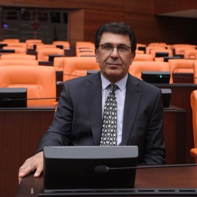 Parlementerê Partîya Wekhevî û Demokrasiya Gelan yê Wanê / Halkların Eşitlik ve Demokrasi Partisi Van milletvekili | Resmi hesabıdır