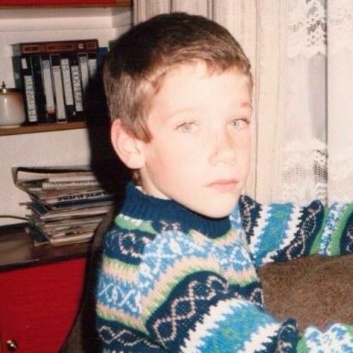 BinDearHo81's profile picture. 