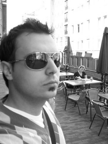 If you dont stare where you want to go, you will go where you stare at... Αν δεν κοιτάς εκεί που θες να πας, θα πας εκεί που κοιτάς....