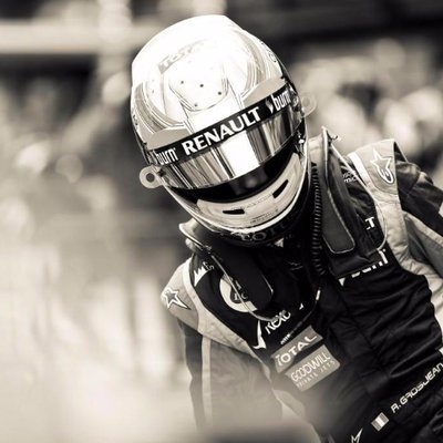 グーナーです。 一応福祉の端くれ。アーセナル=自分の生きがい 野球ならホークスファンです。地元民の務めとして 辛麺とチキン南蛮大好き。 愚痴が多い時はストレスやばい時なのでご容赦を