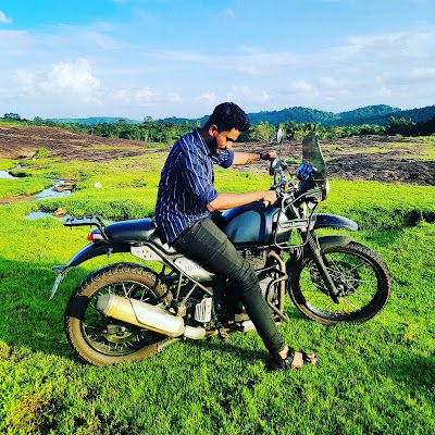 VISHNUPC690872's profile picture. 