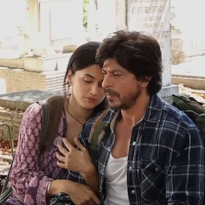 Biggest Fan of Megastar @iamsrk ( FAN ACCOUNT). SRKIAN 🙂💝 Old account got suspended 6.7K 💔