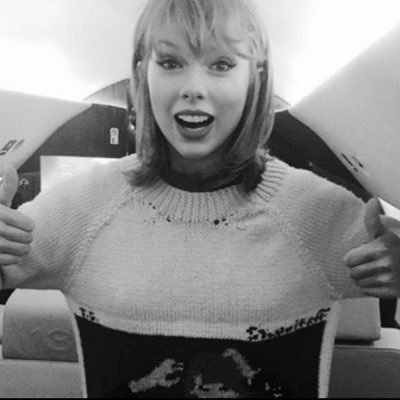 just another wide-eyed girl | average fearless stan | Saw Taylor at Cincy N2 | certified forklift operator