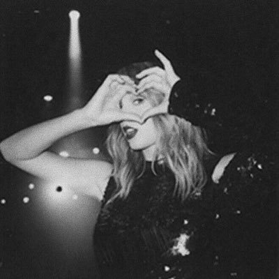 eternallycharm's profile picture. • another depressed swiftie • 20 • eras tour 4/28 🫶 • gaylors dni