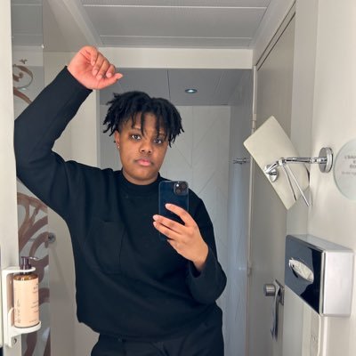 catiamrocha1's profile picture. Foda-se tá bom? 🤗