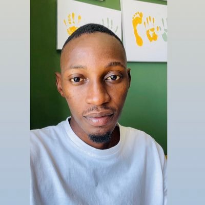 Ntshuxeko_Jose1's profile picture. Tsonga//FutureBreadWinner// Moon amongst stars 🇿🇦🇵🇸🇨🇩